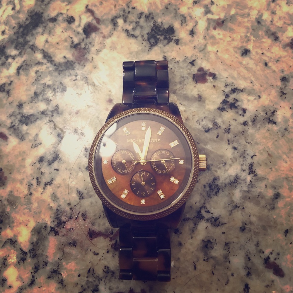 MK watch